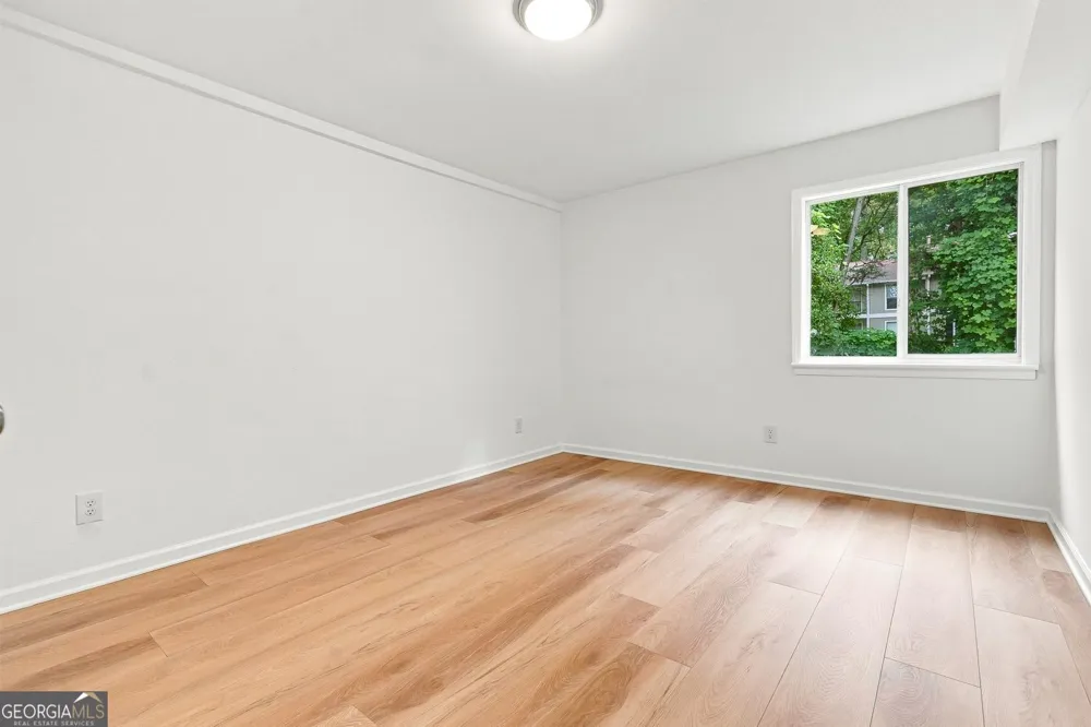 5095 Roswell RD Sandy Springs, GA 30342