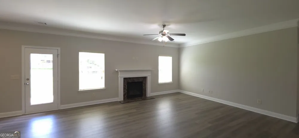 936 Tama Hill CT Auburn, GA 30011