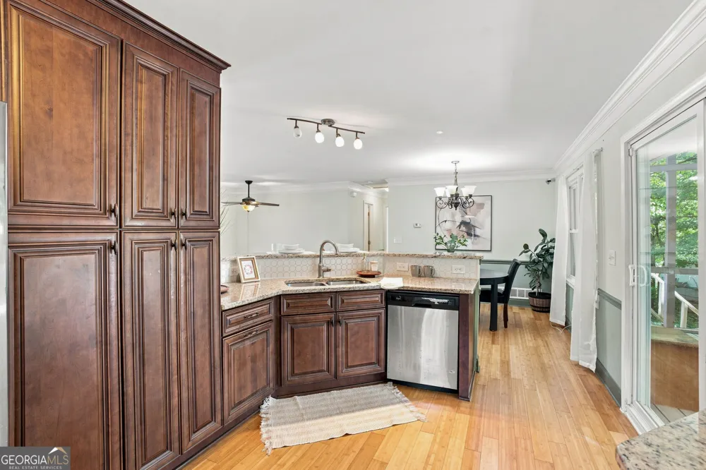 252 Shiloh Hills DR NW Kennesaw, GA 30144