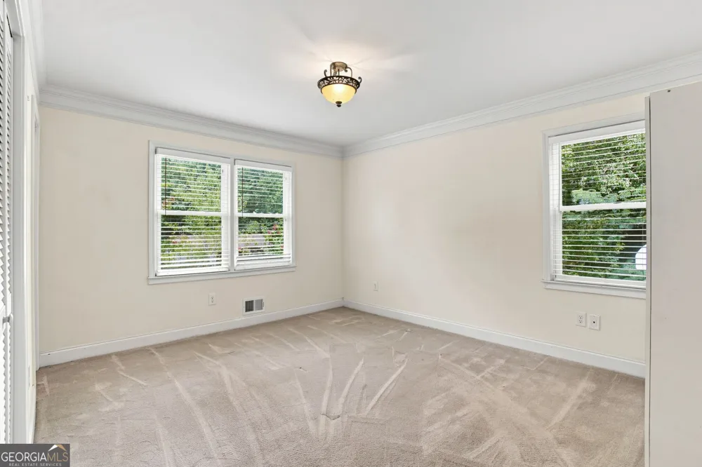 252 Shiloh Hills DR NW Kennesaw, GA 30144