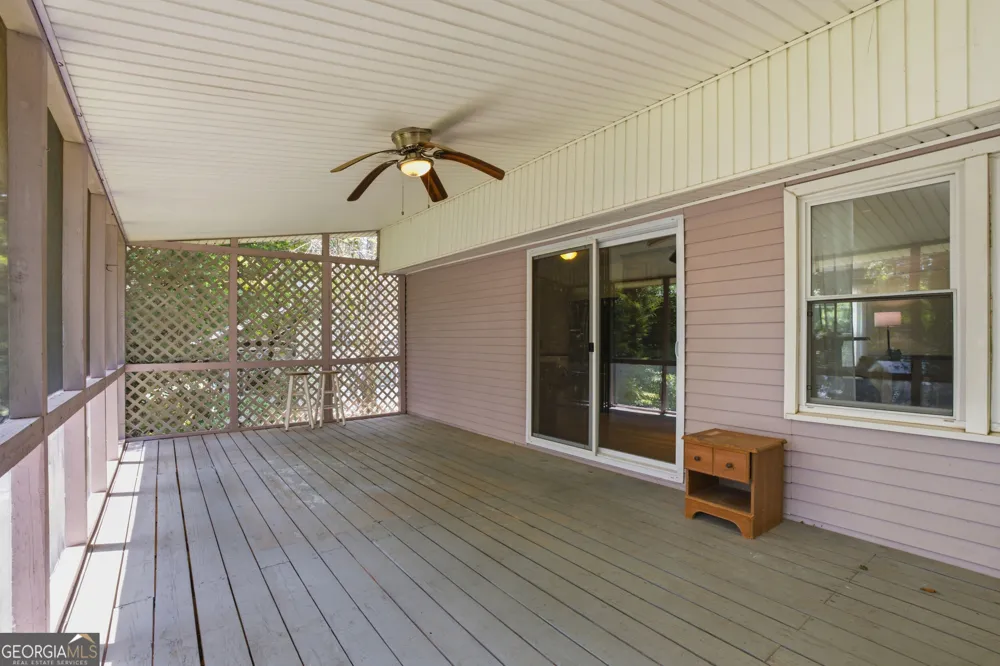 252 Shiloh Hills DR NW Kennesaw, GA 30144