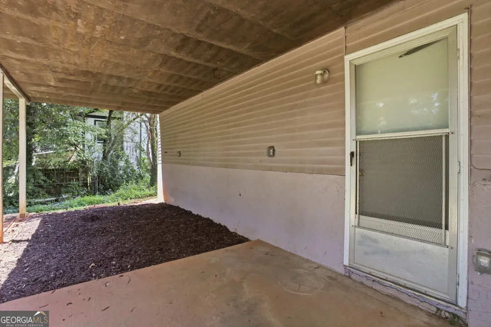 252 Shiloh Hills DR NW Kennesaw, GA 30144