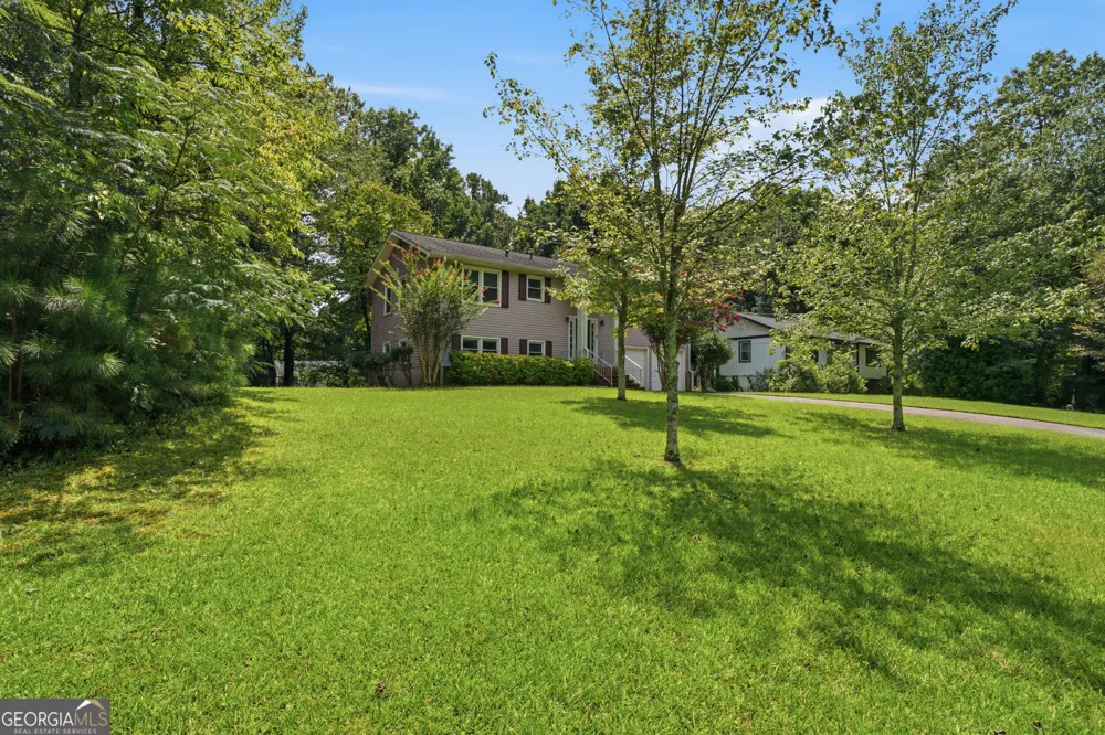 252 Shiloh Hills DR NW Kennesaw, GA 30144