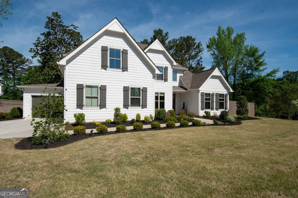 110 Beresford RD Tyrone, GA 30290