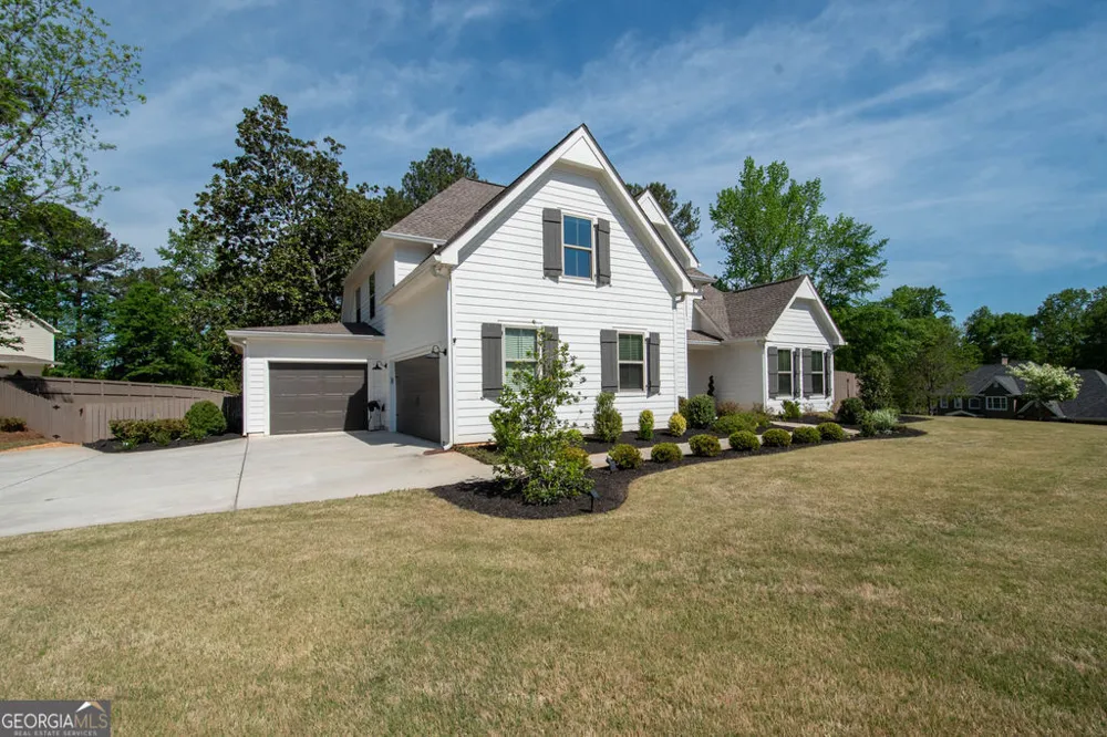 110 Beresford RD Tyrone, GA 30290