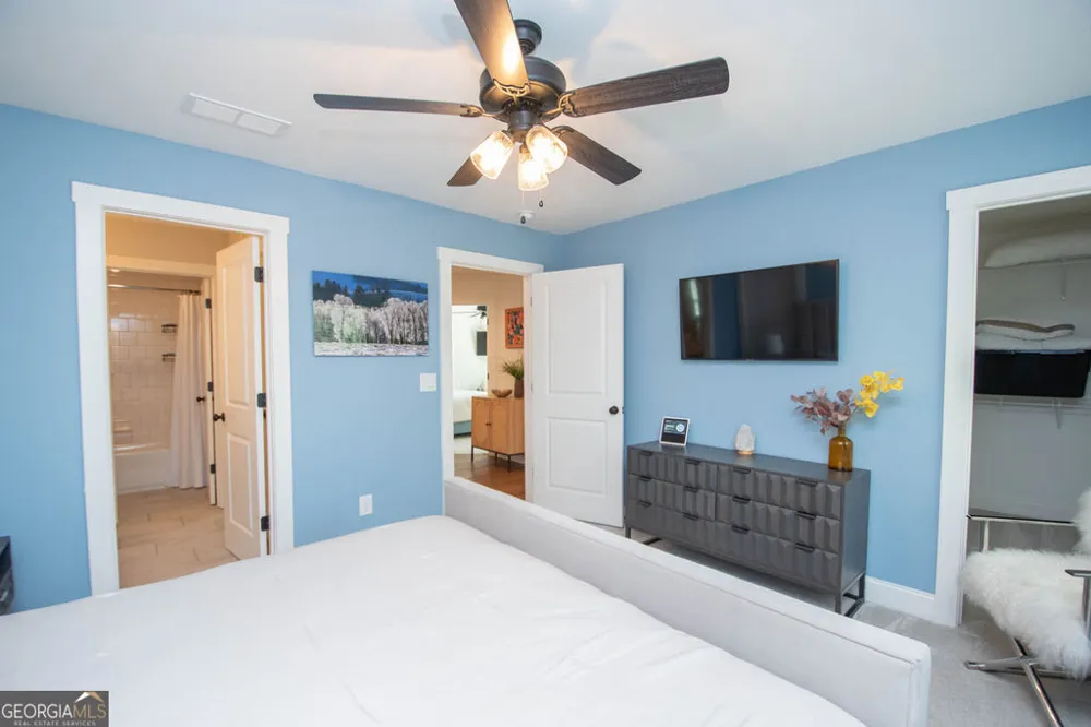 110 Beresford RD Tyrone, GA 30290