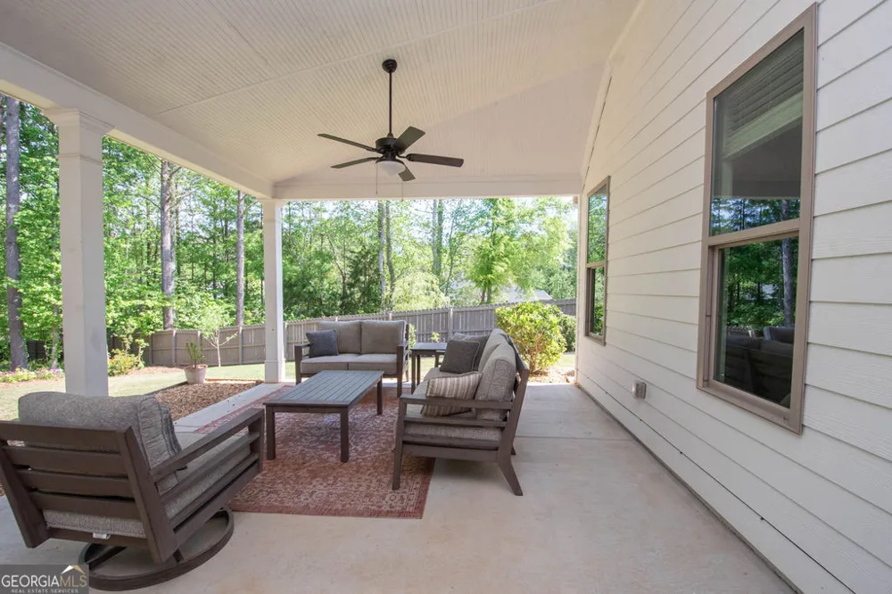 110 Beresford RD Tyrone, GA 30290