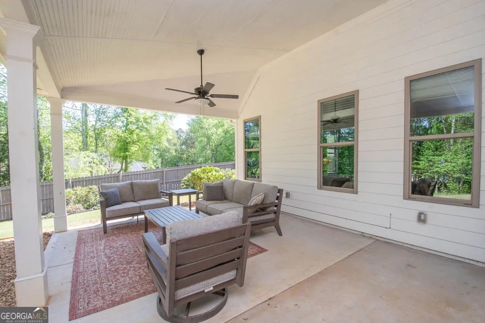 110 Beresford RD Tyrone, GA 30290