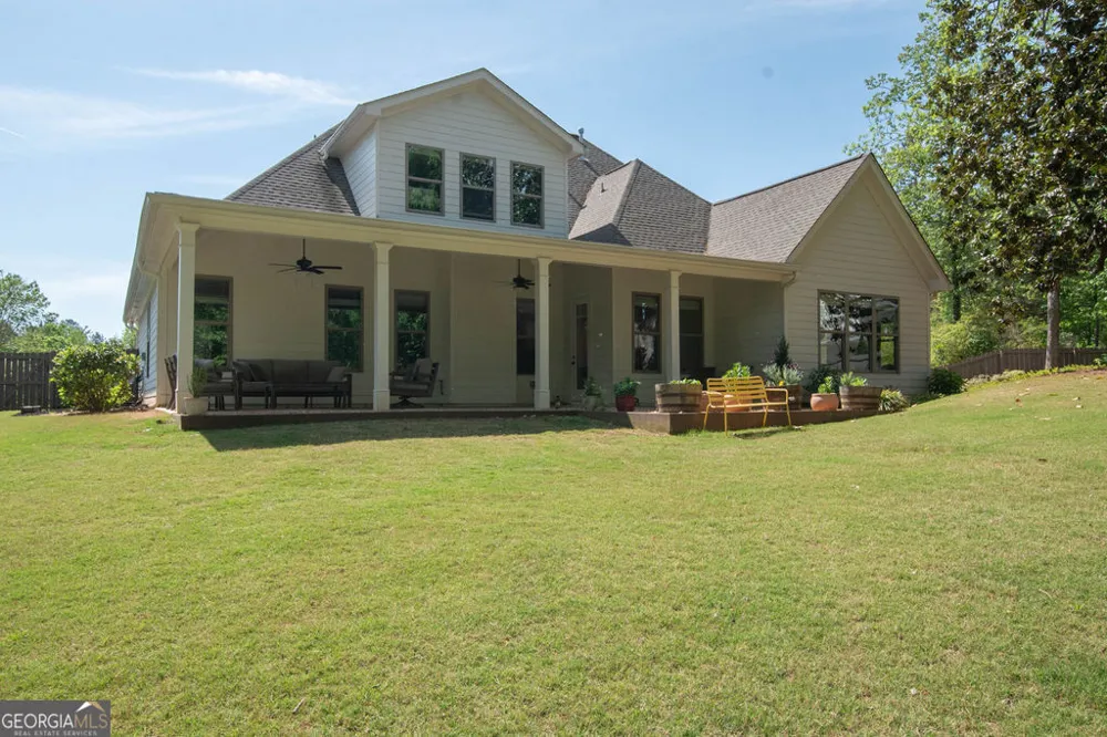 110 Beresford RD Tyrone, GA 30290