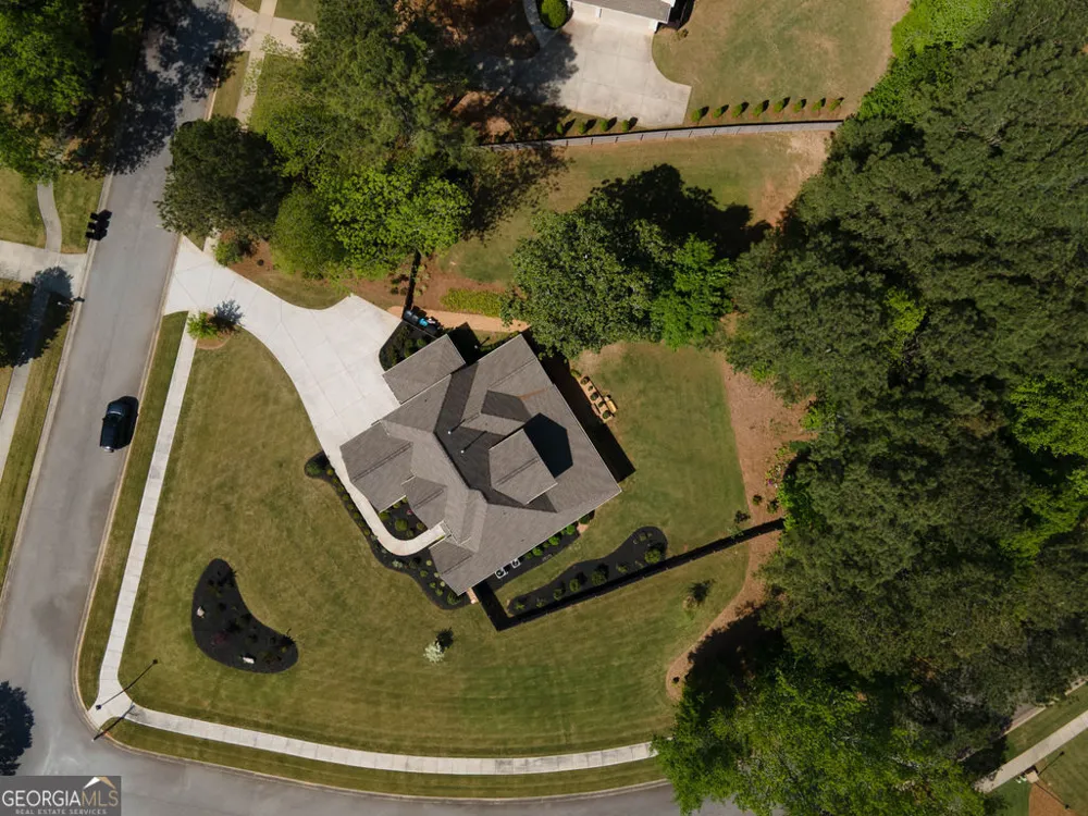 110 Beresford RD Tyrone, GA 30290