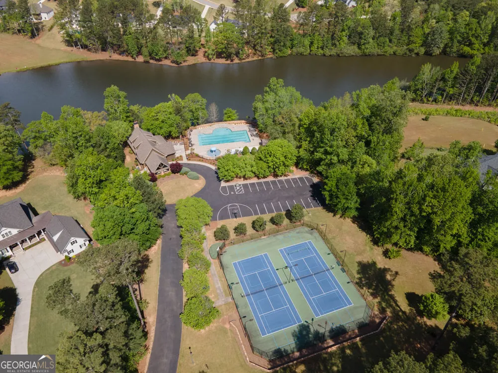 110 Beresford RD Tyrone, GA 30290