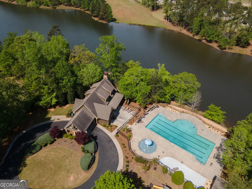 110 Beresford RD Tyrone, GA 30290