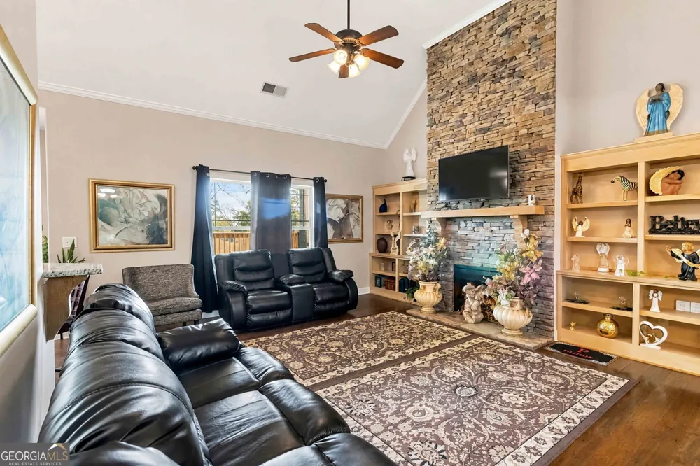 2825 S Ola RD Locust Grove, GA 30248