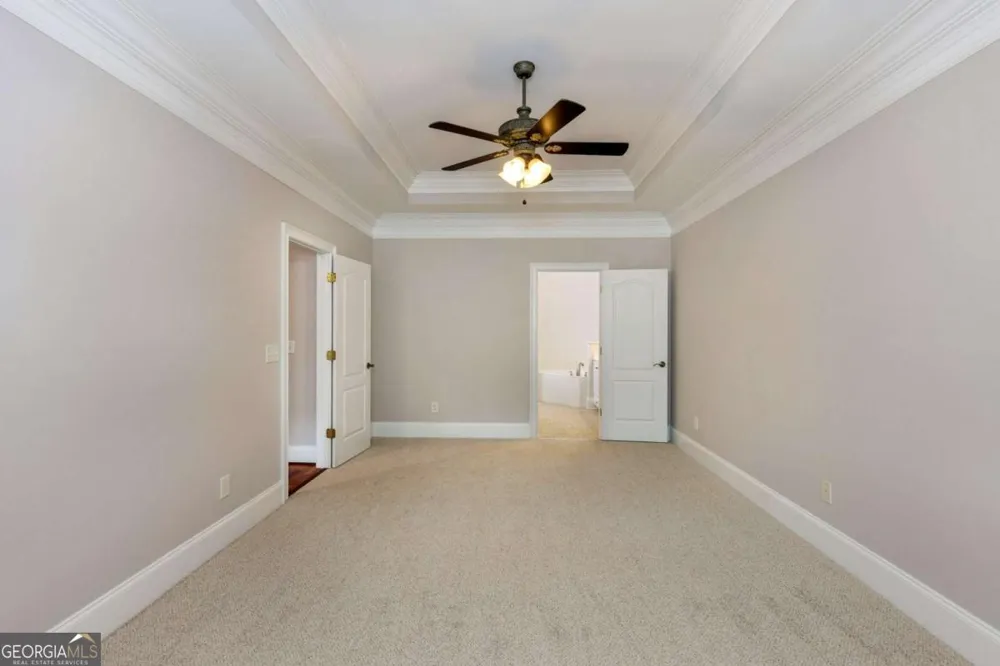 8720 Parker PL Roswell, GA 30076