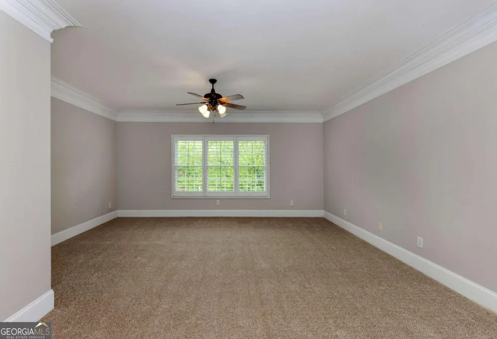 8720 Parker PL Roswell, GA 30076