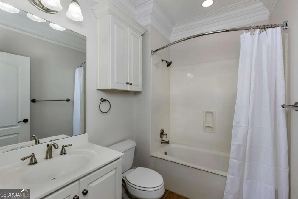 8720 Parker PL Roswell, GA 30076
