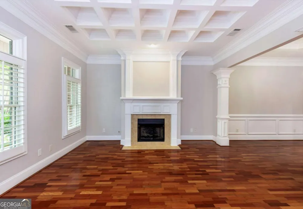 8720 Parker PL Roswell, GA 30076