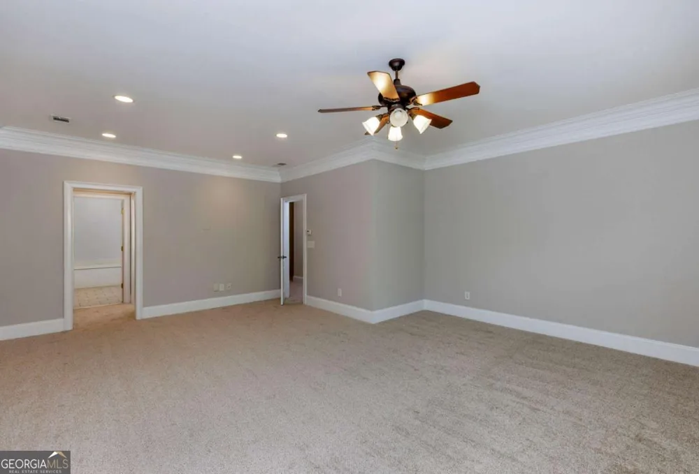 8720 Parker PL Roswell, GA 30076