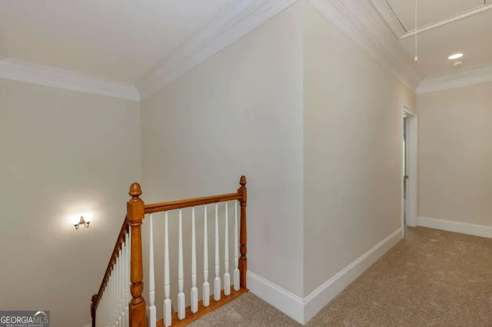 8720 Parker PL Roswell, GA 30076