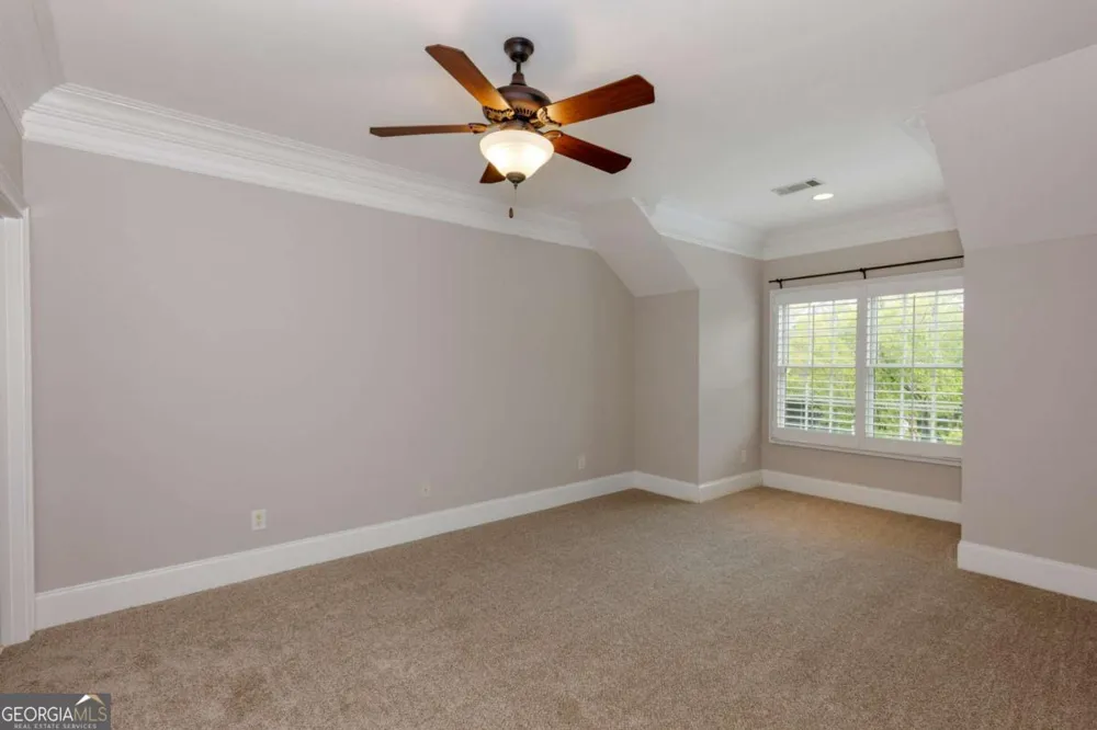 8720 Parker PL Roswell, GA 30076