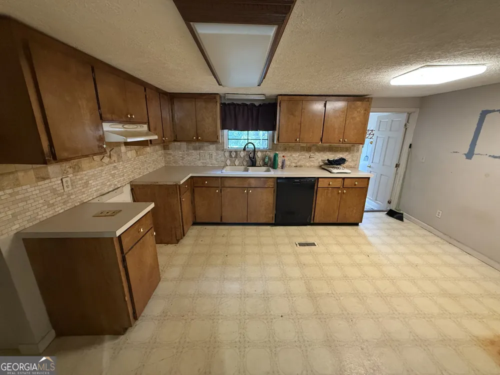 3718 N Highway 1 Midville, GA 30441