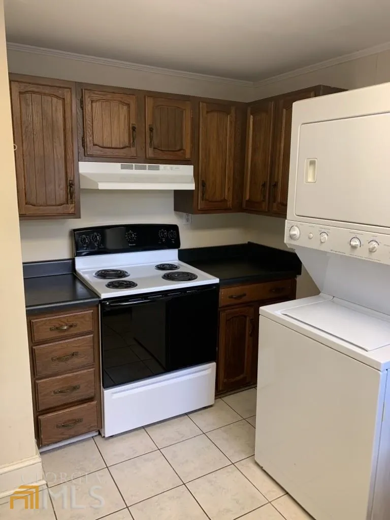 1451 Milledge AVE Athens, GA 30605