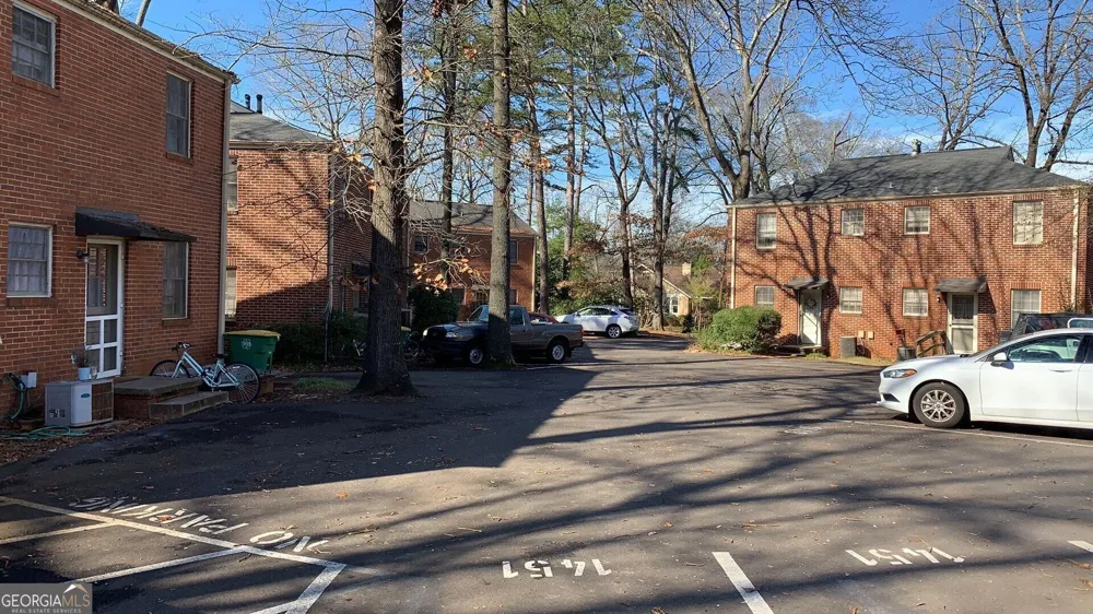 1451 Milledge AVE Athens, GA 30605