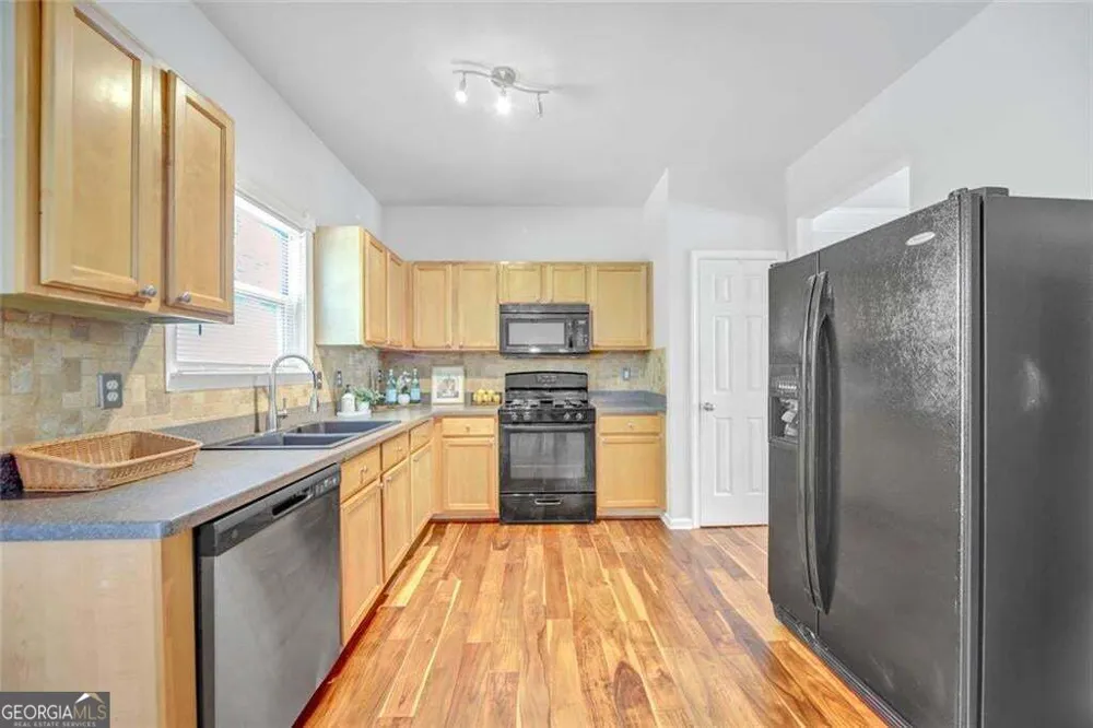 955 Pebble Creek TRL Suwanee, GA 30024