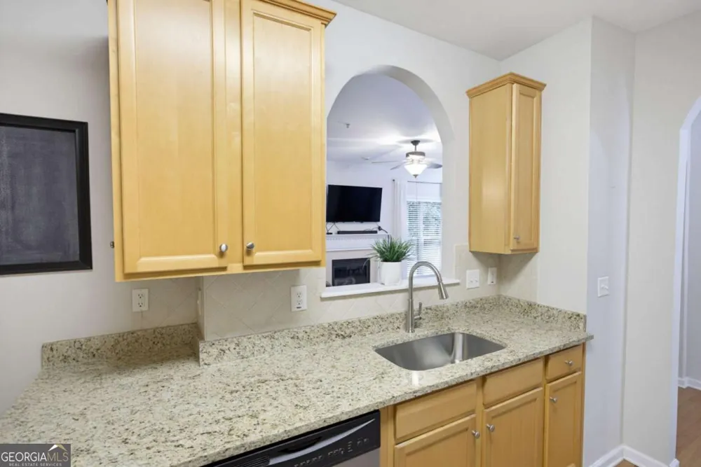 1091 Brownstone DR Marietta, GA 30008