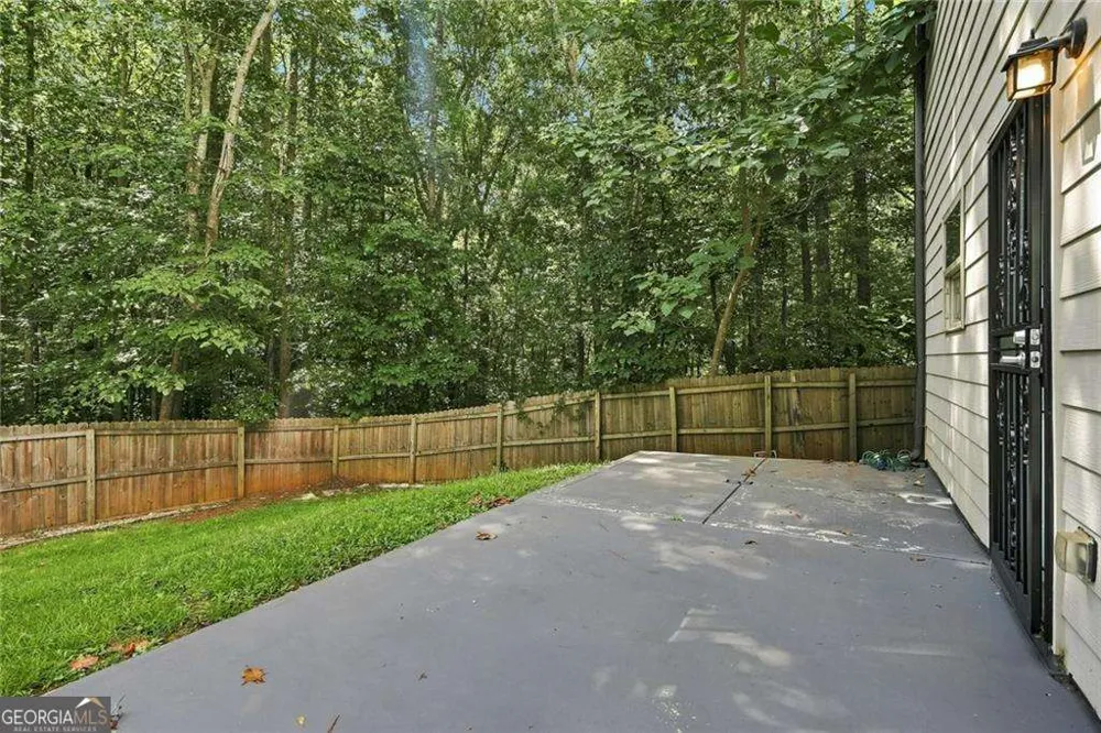 268 Oak RD Lawrenceville, GA 30044