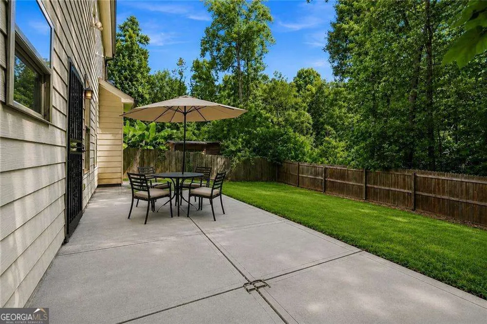 268 Oak RD Lawrenceville, GA 30044