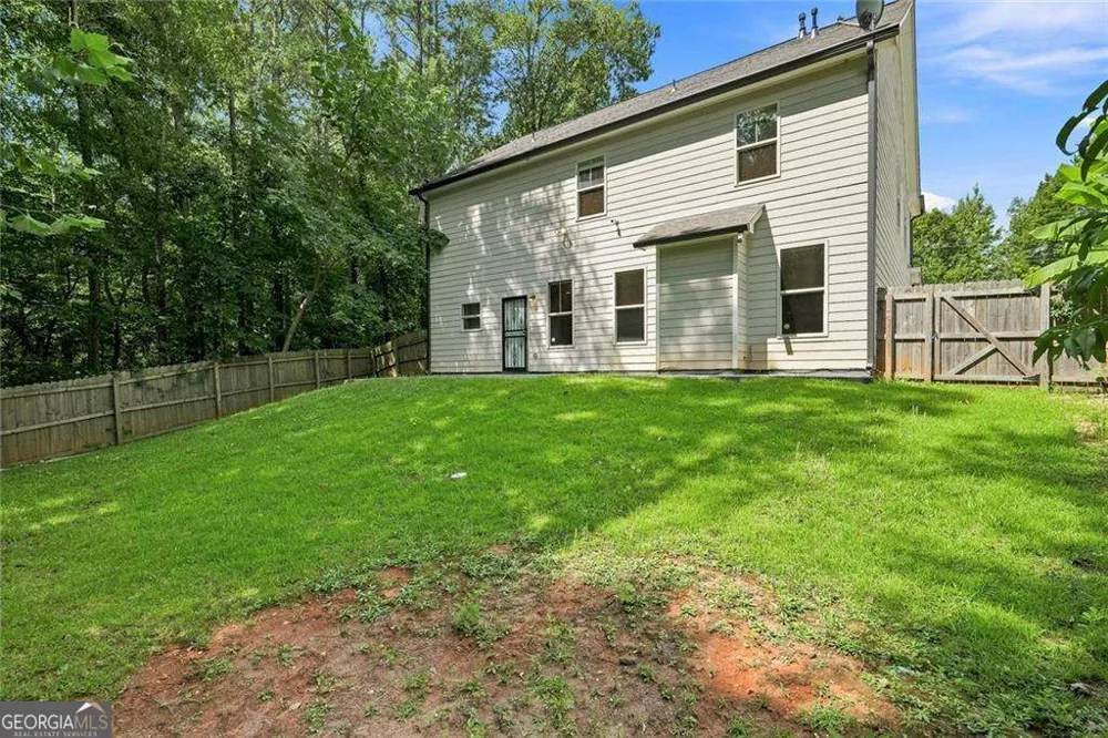 268 Oak RD Lawrenceville, GA 30044