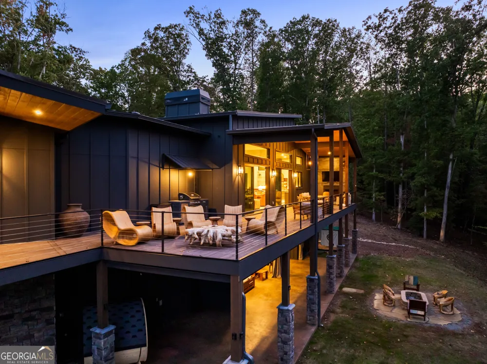 103 Dry Branch RD Blue Ridge, GA 30513