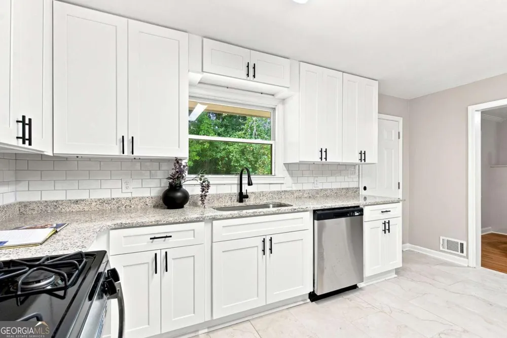 2167 Cloverdale DR SE Atlanta, GA 30316