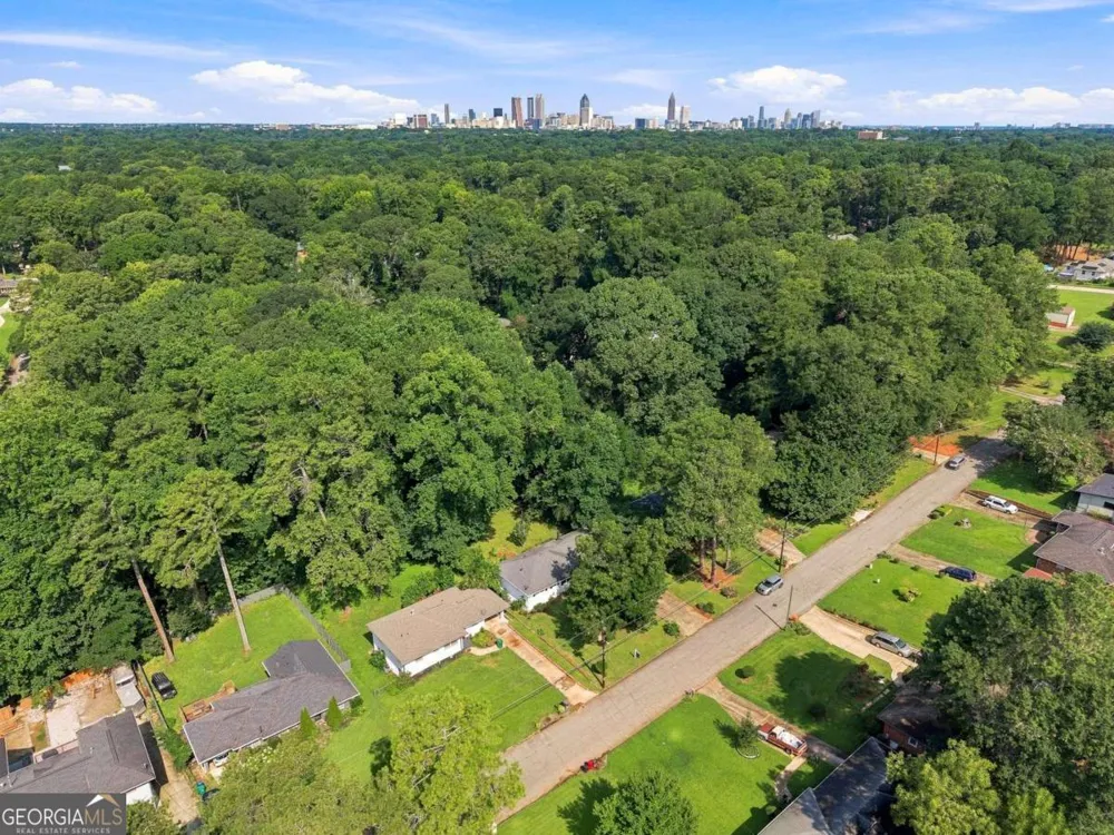 2167 Cloverdale DR SE Atlanta, GA 30316