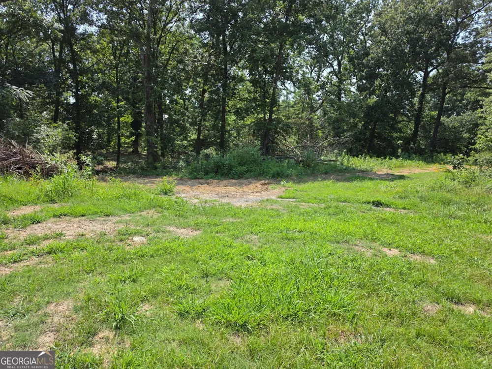 100 Thomas RD Fort Oglethorpe, GA 30742