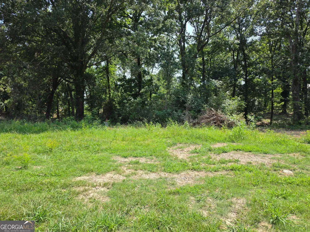 100 Thomas RD Fort Oglethorpe, GA 30742