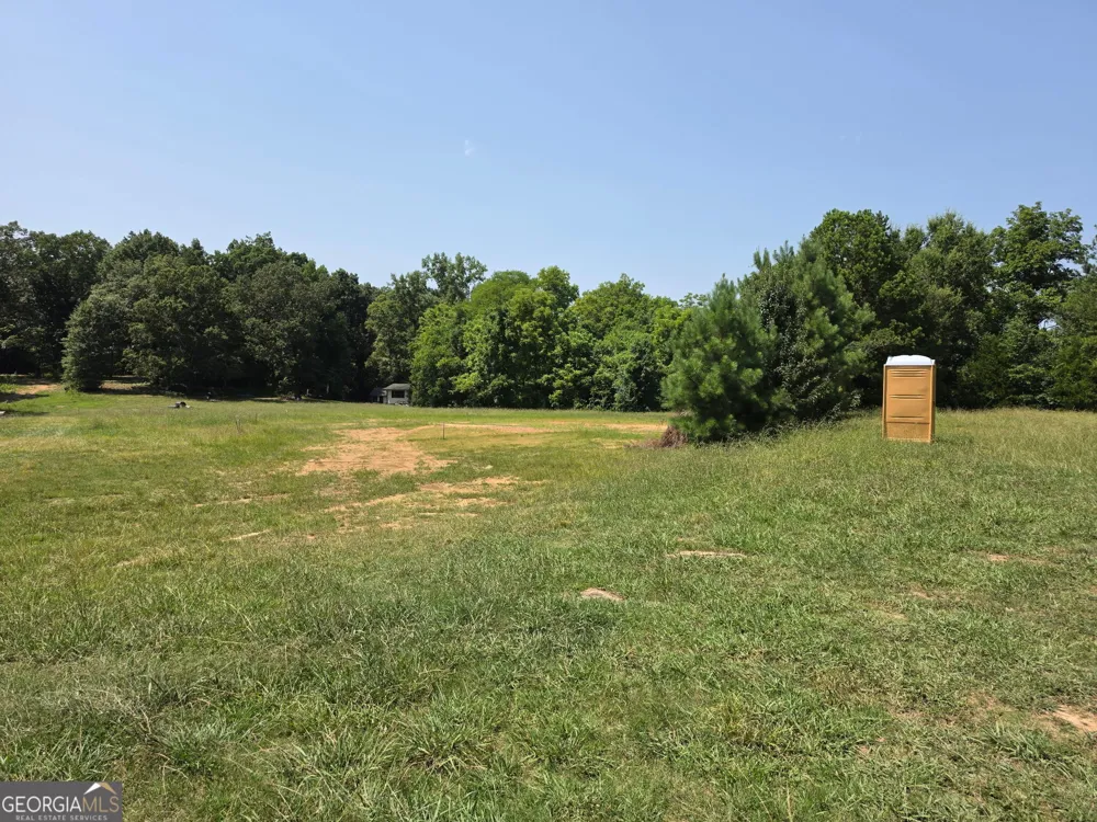 100 Thomas RD Fort Oglethorpe, GA 30742