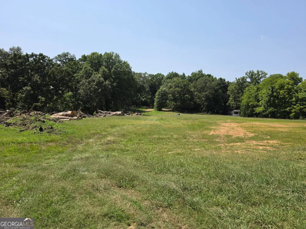 100 Thomas RD Fort Oglethorpe, GA 30742