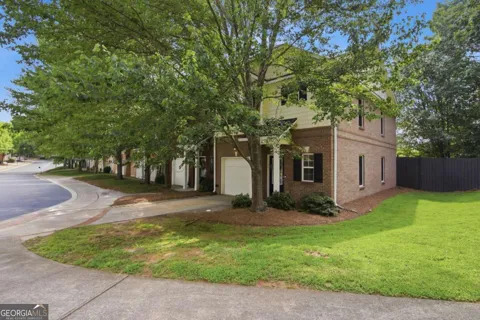 3065 Windcrest CT