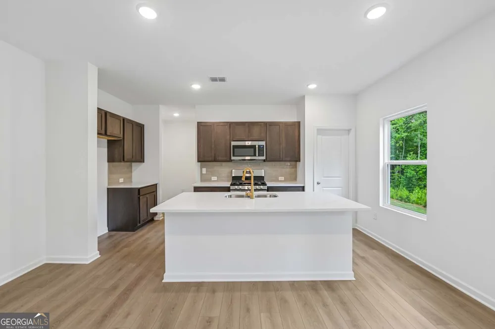 5348 Heron Bay BLVD Locust Grove, GA 30248
