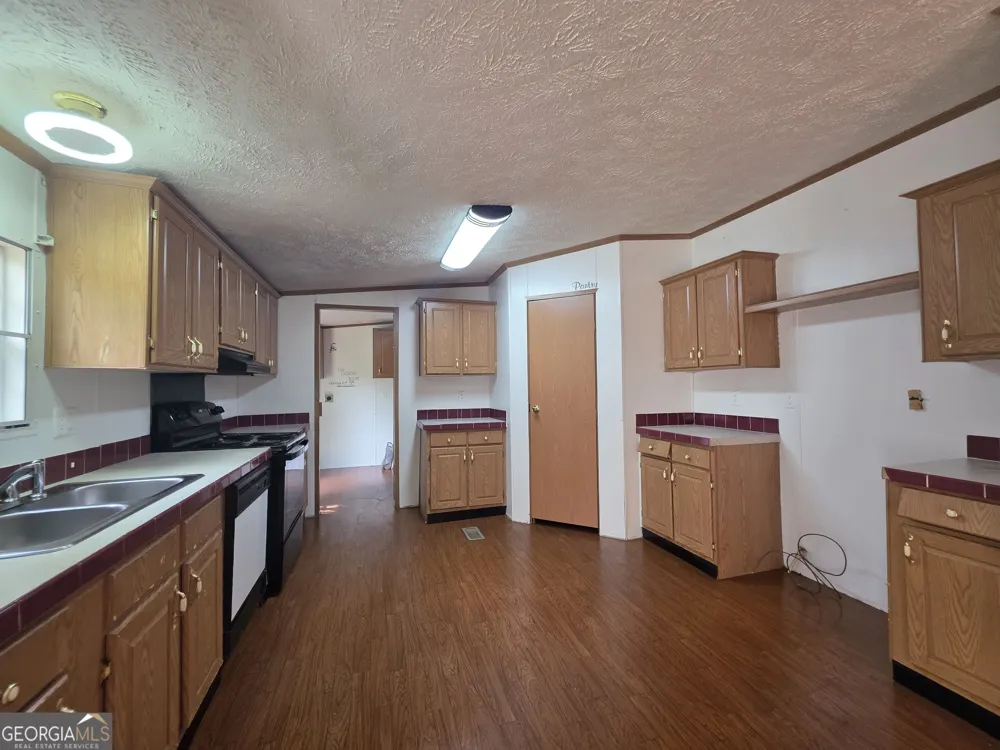 111 Harper RD Sparta, GA 31087