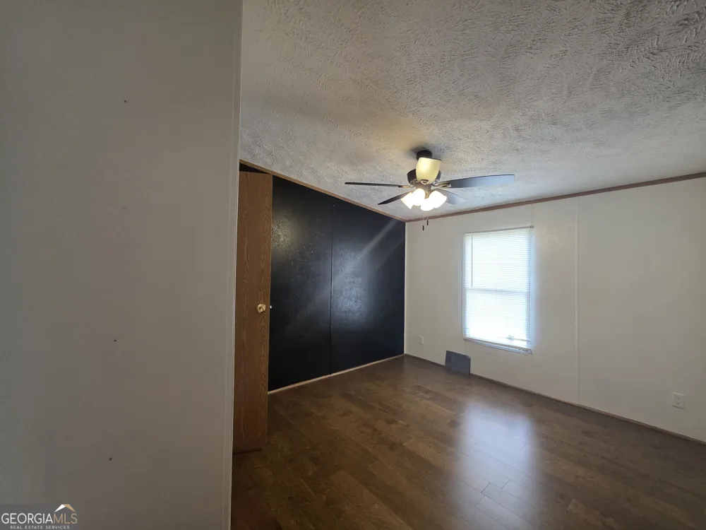 111 Harper RD Sparta, GA 31087