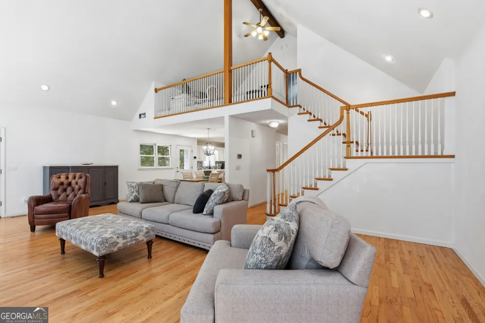 675 Currahee Ridge RD Toccoa, GA 30577