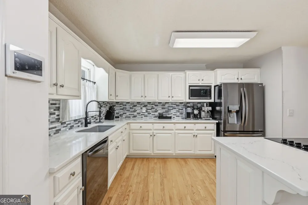 675 Currahee Ridge RD Toccoa, GA 30577