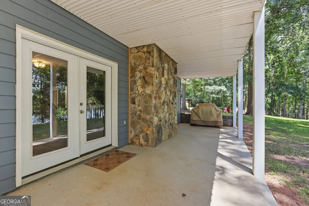675 Currahee Ridge RD Toccoa, GA 30577