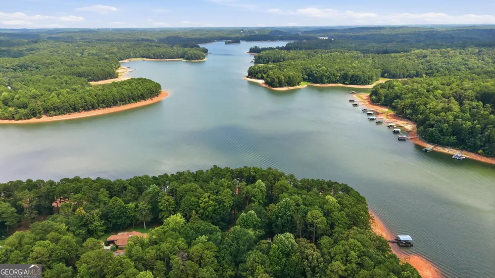 675 Currahee Ridge RD Toccoa, GA 30577