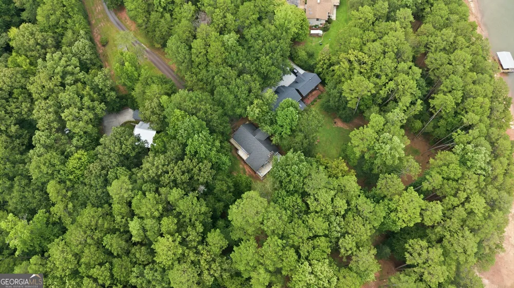 675 Currahee Ridge RD Toccoa, GA 30577