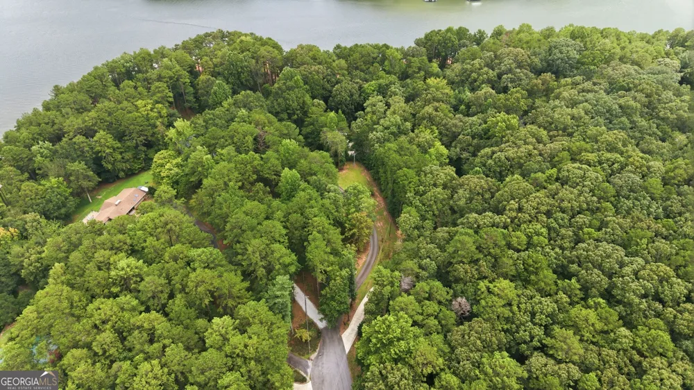 675 Currahee Ridge RD Toccoa, GA 30577