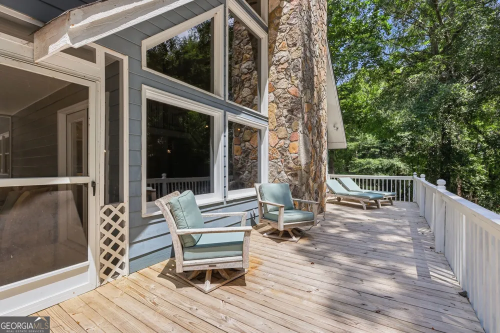 675 Currahee Ridge RD Toccoa, GA 30577